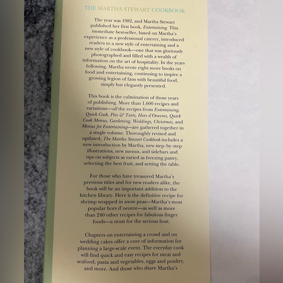 Martha Stewart Cookbook - Picture 2 of 4